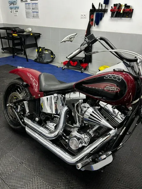Nettoyage moto Harley Davidson detailing professionnel WashNGo13 Saint-Mitre les Remparts, Istres, Martigues